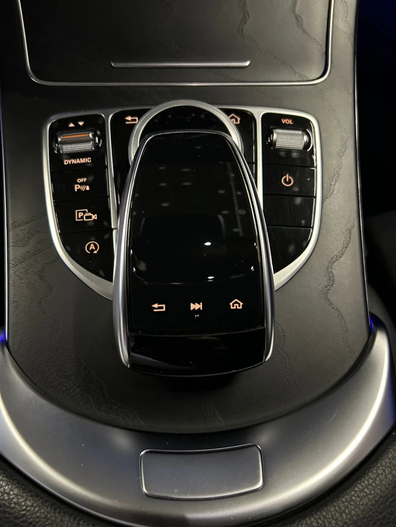 Mercedes-Benz C 220 AMG, NIGHT, DISTRONIC, 9GTRONIC, MULTIBEAM, DIGITA, снимка 14 - Автомобили и джипове - 52673288