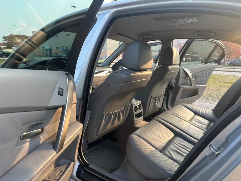 BMW 530 530 D, снимка 15 - Автомобили и джипове - 52679952