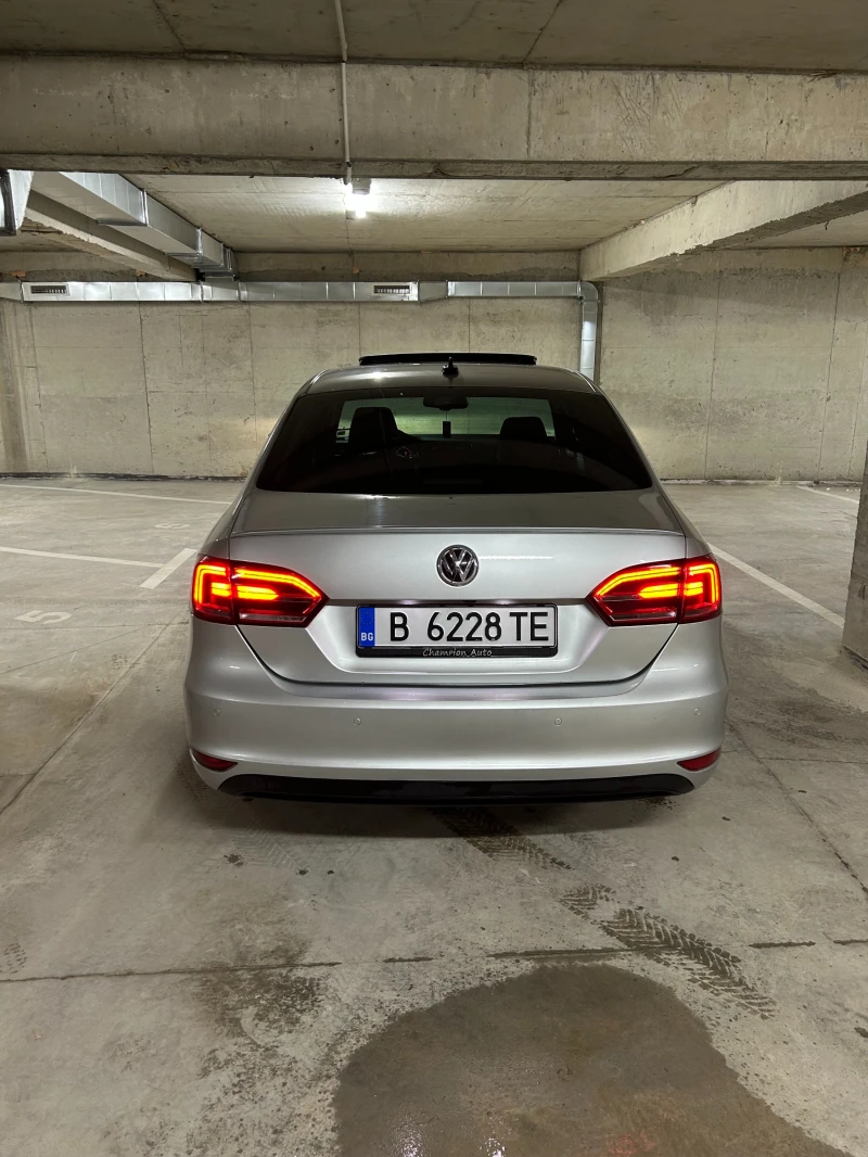 VW Jetta HYBRID, снимка 3 - Автомобили и джипове - 52728635