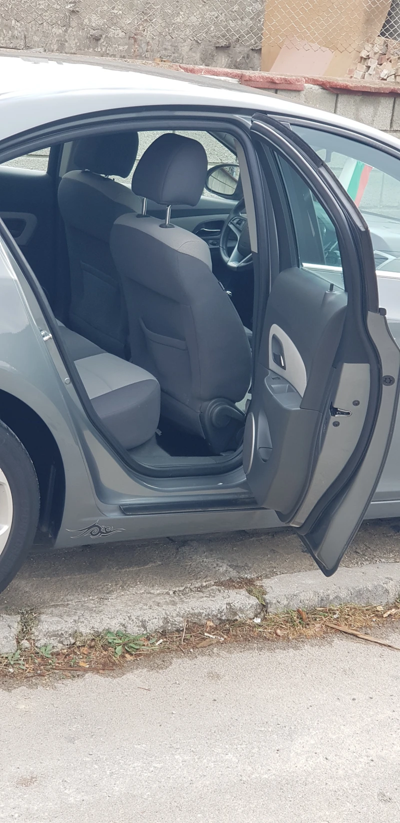 Chevrolet Cruze, снимка 6 - Автомобили и джипове - 53292443