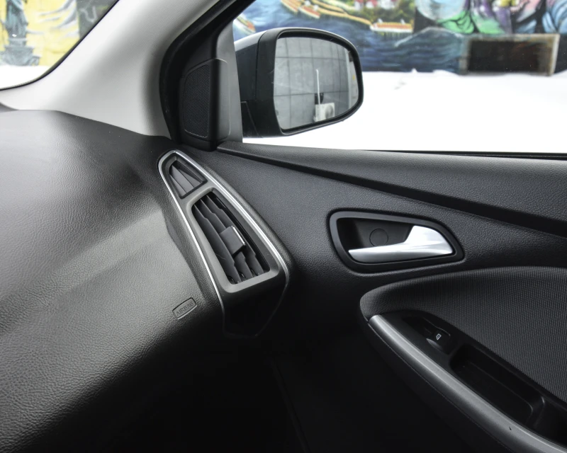 Ford Focus 1.6 TDCI, снимка 12 - Автомобили и джипове - 53355809