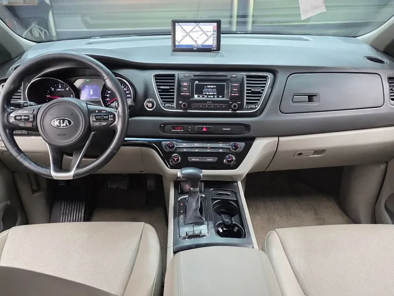 Kia Carnival 2.2 CRDI | Mobile.bg � ����������� 7