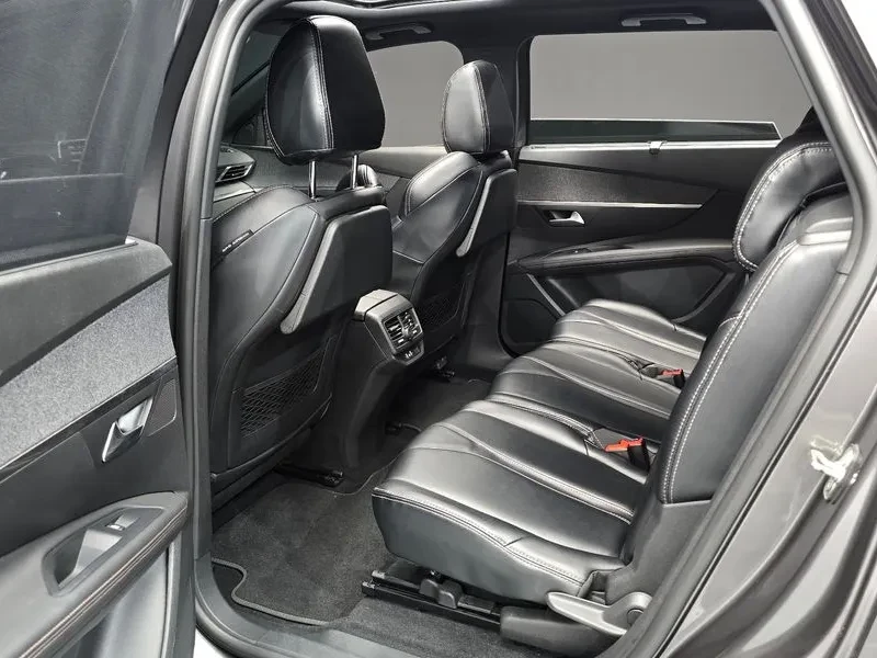 Peugeot 5008 1.6 Bluehdi Gt Line, снимка 11 - Автомобили и джипове - 55830725