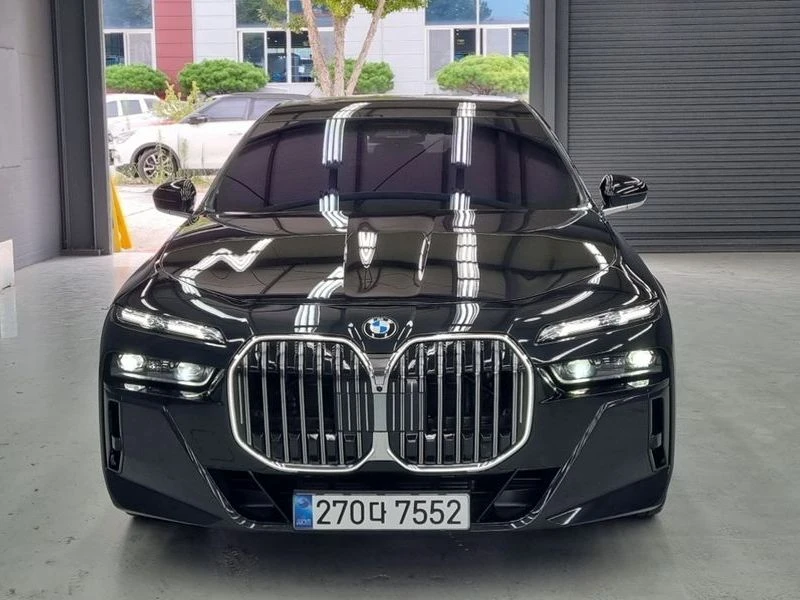 BMW 740 740D xDrive M Sports