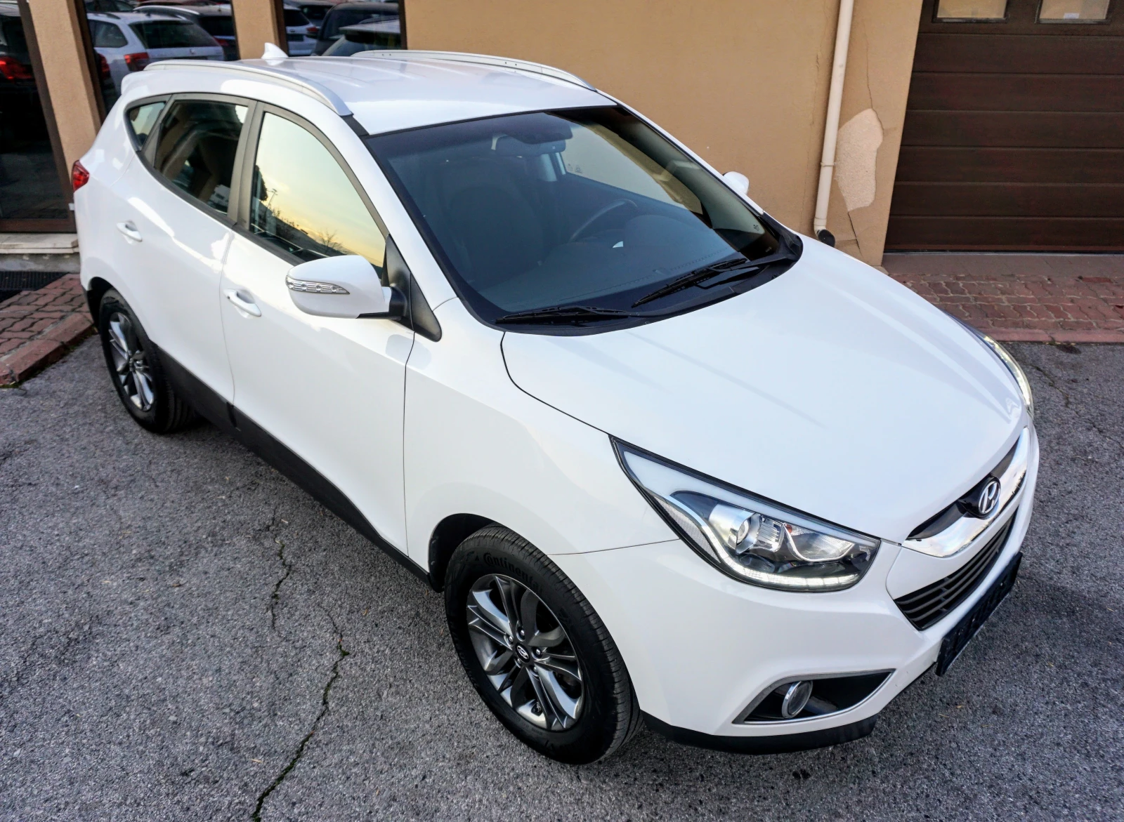 Hyundai IX35 1.7 CRDI XSPOSSIBLE - изображение 2