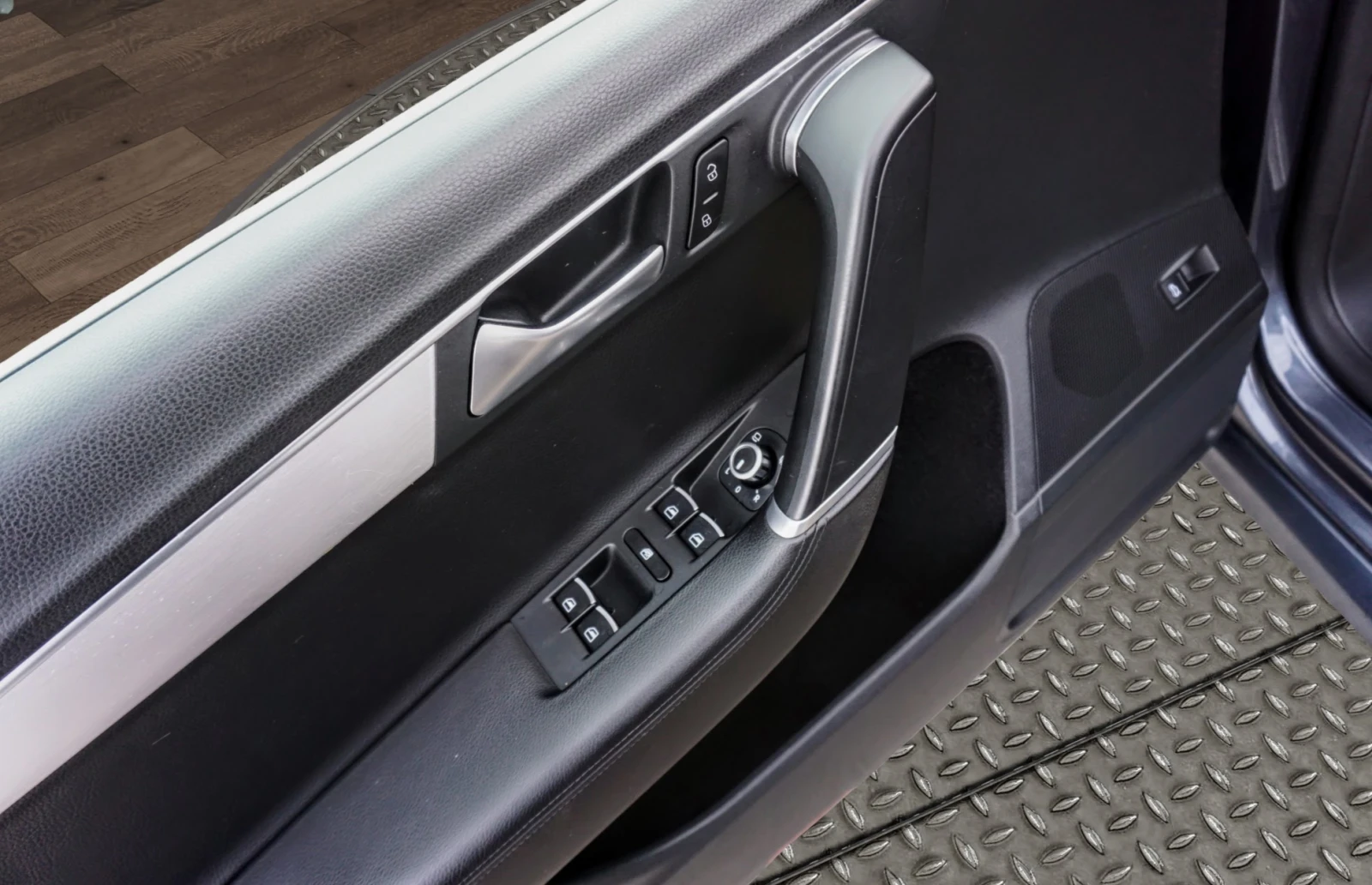 VW Passat 2.0TDI HIGHLINE - изображение 5