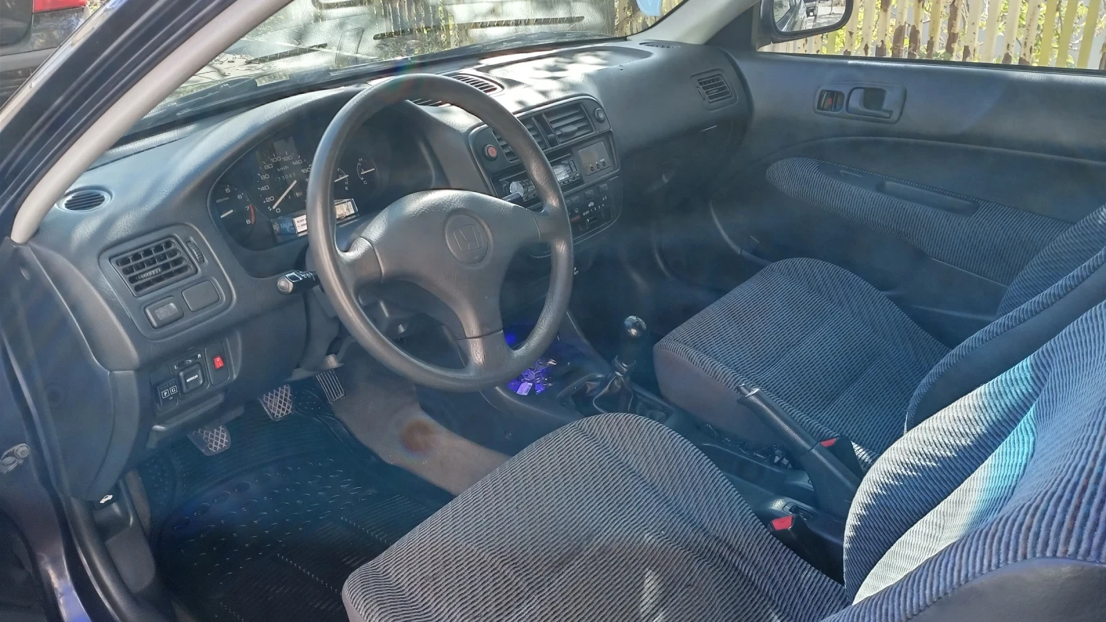 Honda Civic  1.4i газ/бензин - изображение 3