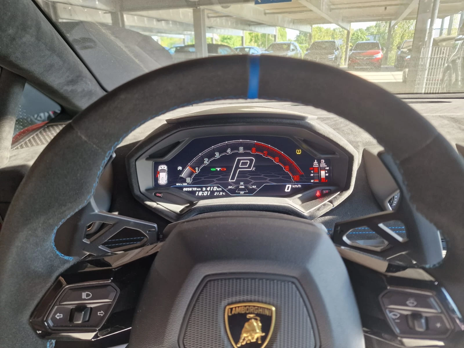 Lamborghini Huracan STO Akrapovic - изображение 7