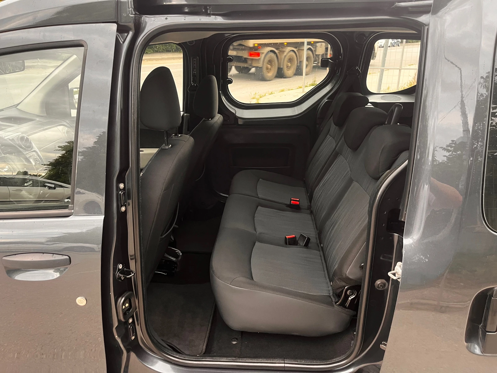 Dacia Dokker 1.2 LONGE - изображение 9