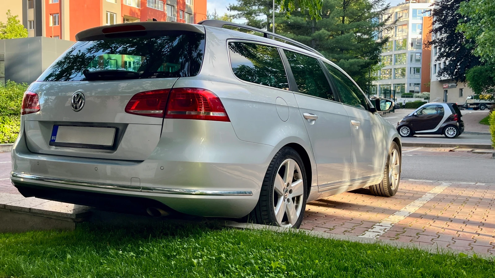 VW Passat VW Passat B7 2.0 TDI     177 к.с.     4x4 DSG 6   - изображение 3