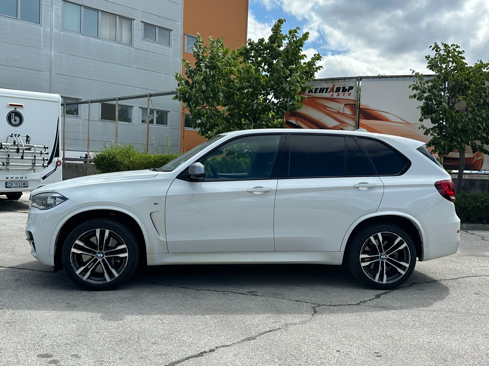 BMW X5M 3.0d 380 к.с. - изображение 2