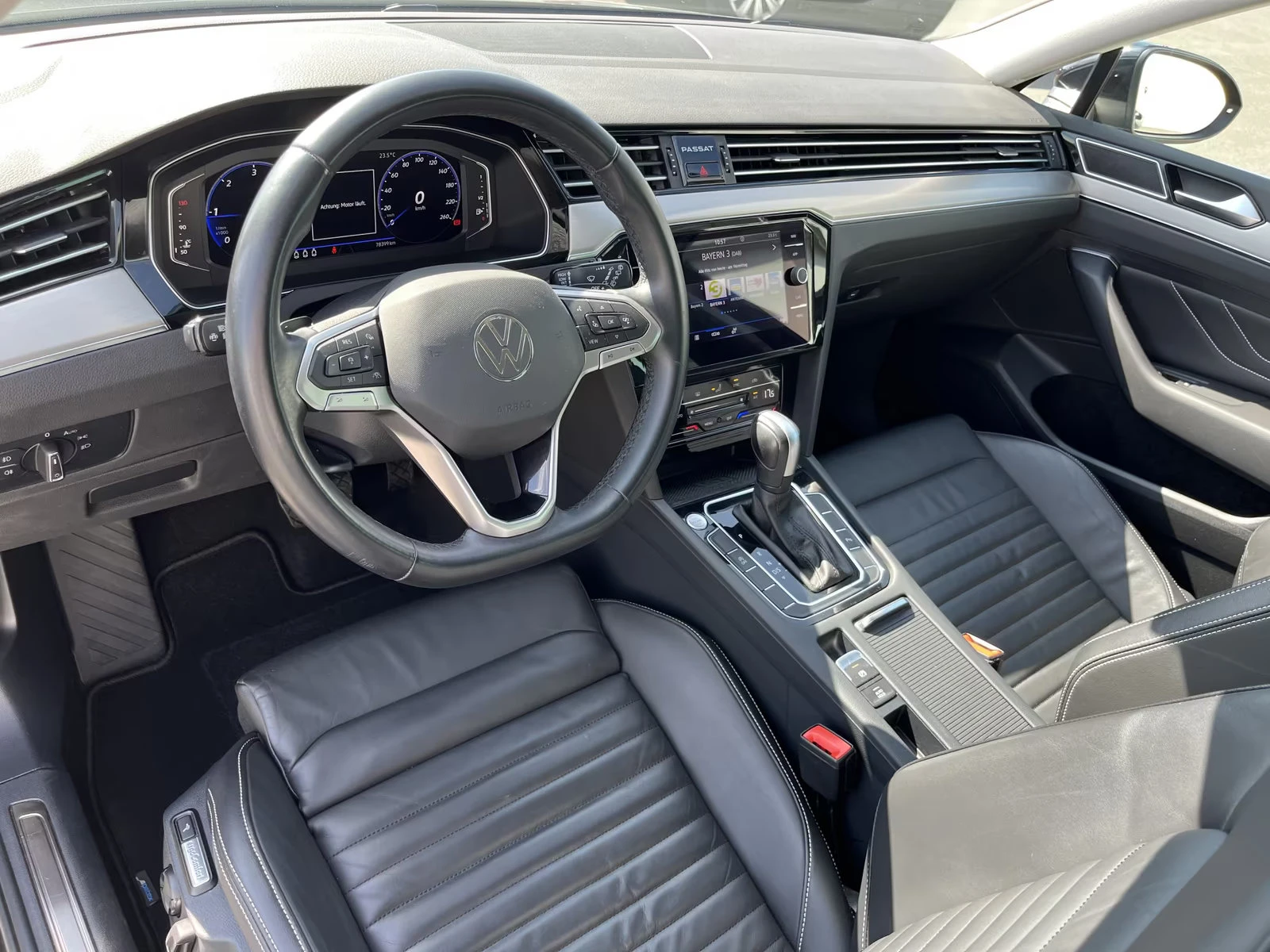 VW Passat 2.0TDI/VARIANT/150HP/ELEGANCE/R-LINE/CAM/DAB/550f - изображение 8