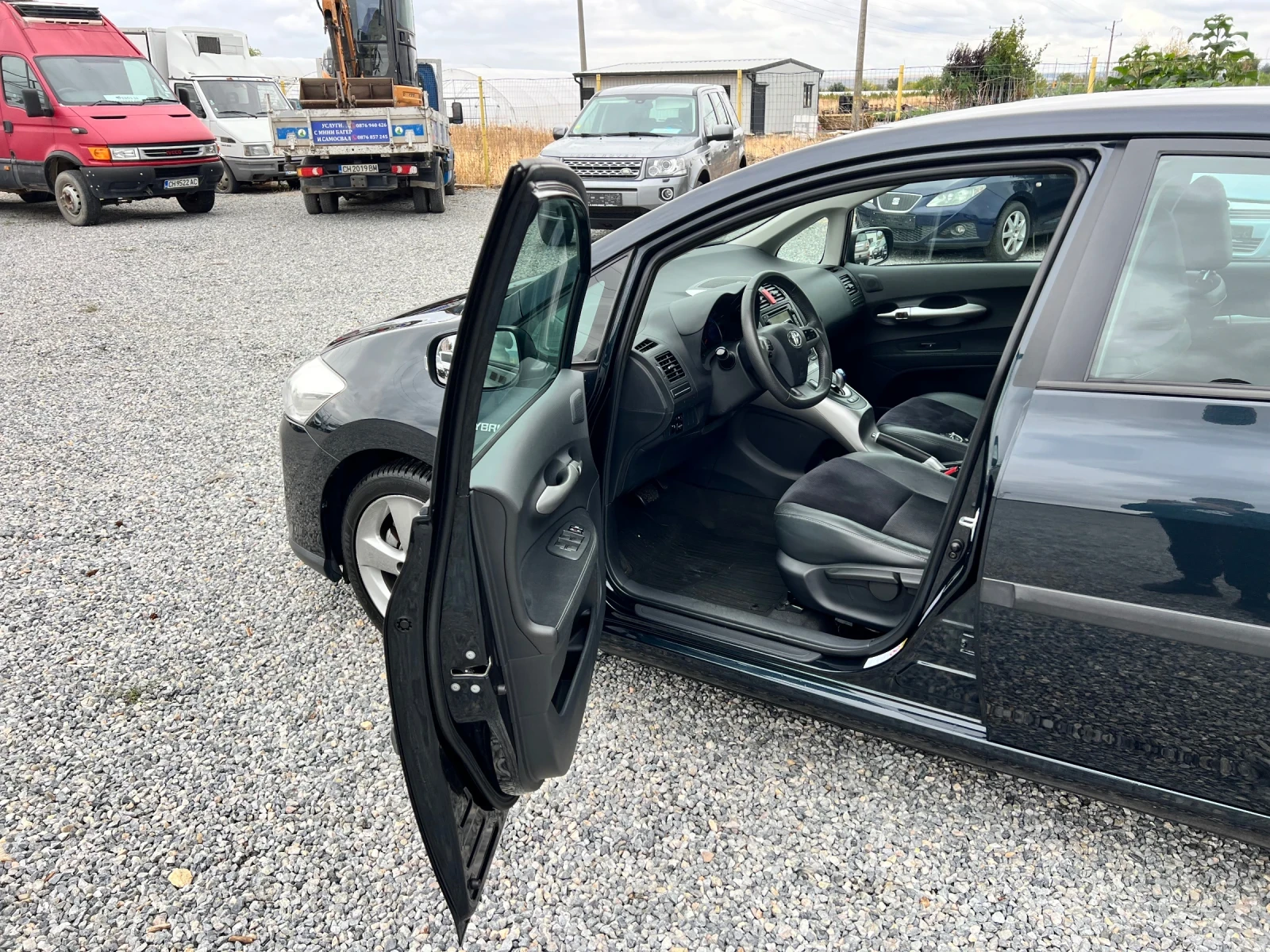 Toyota Auris Hybrid TOP - изображение 8