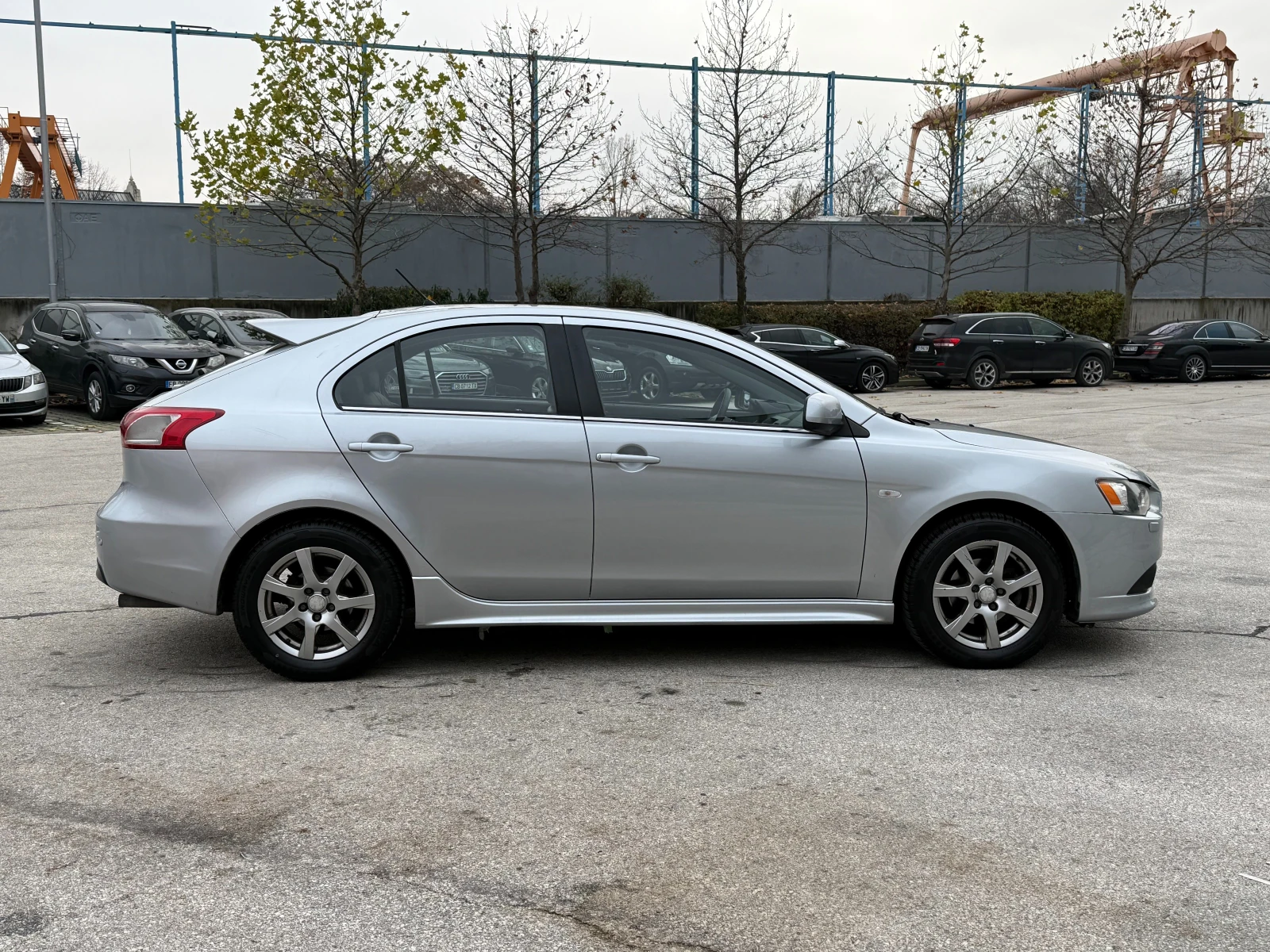 Mitsubishi Lancer 1.8i 143 к.с.  - изображение 5