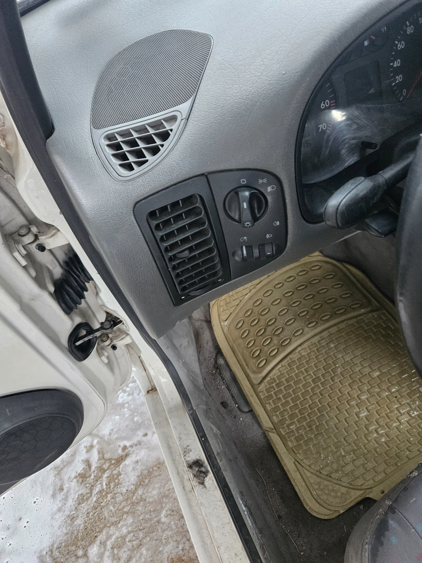 Seat Arosa  - изображение 10