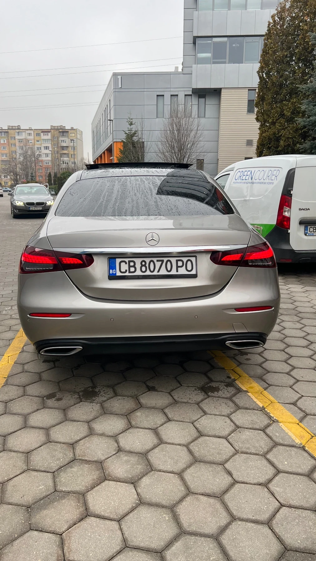 Mercedes-Benz E 450  - изображение 5