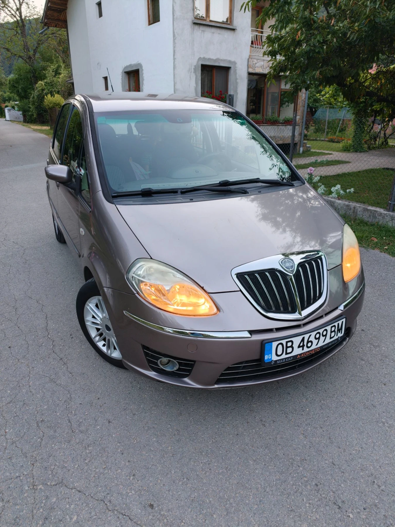 Lancia Musa Автомат-1.3 multijet diesel 90k.c.