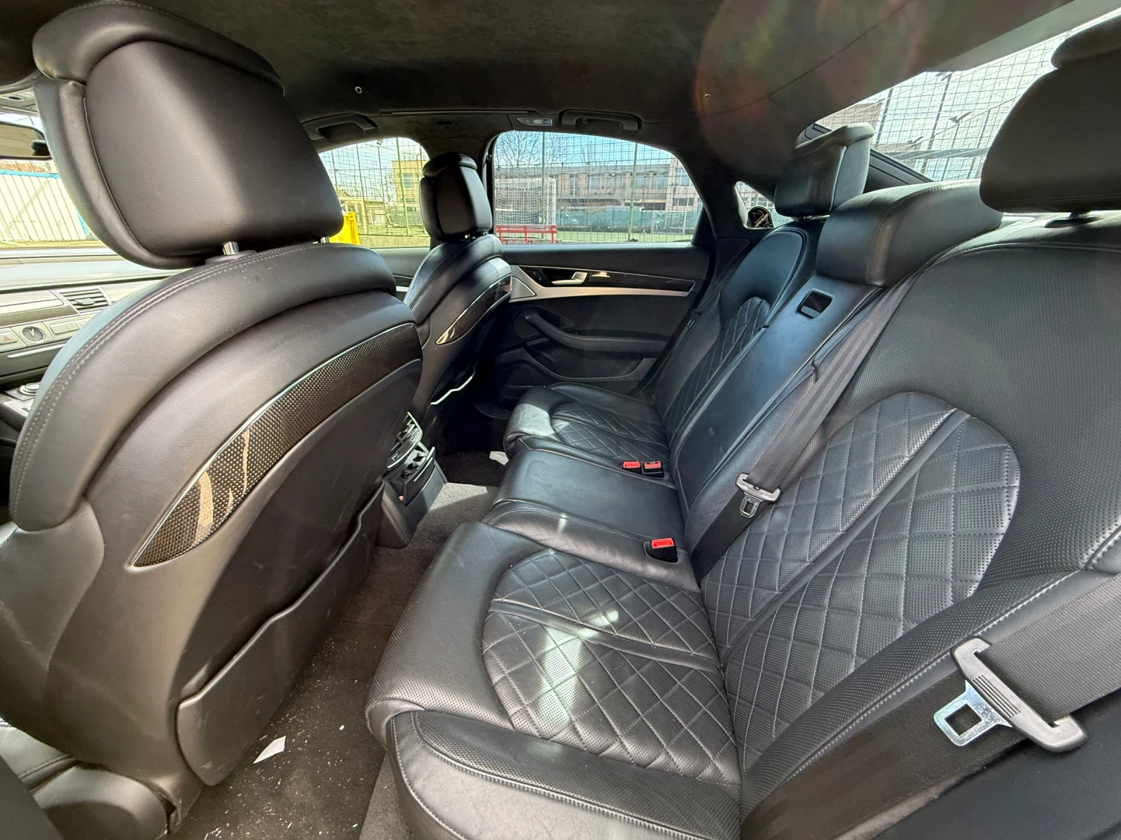 Audi S8  - изображение 8