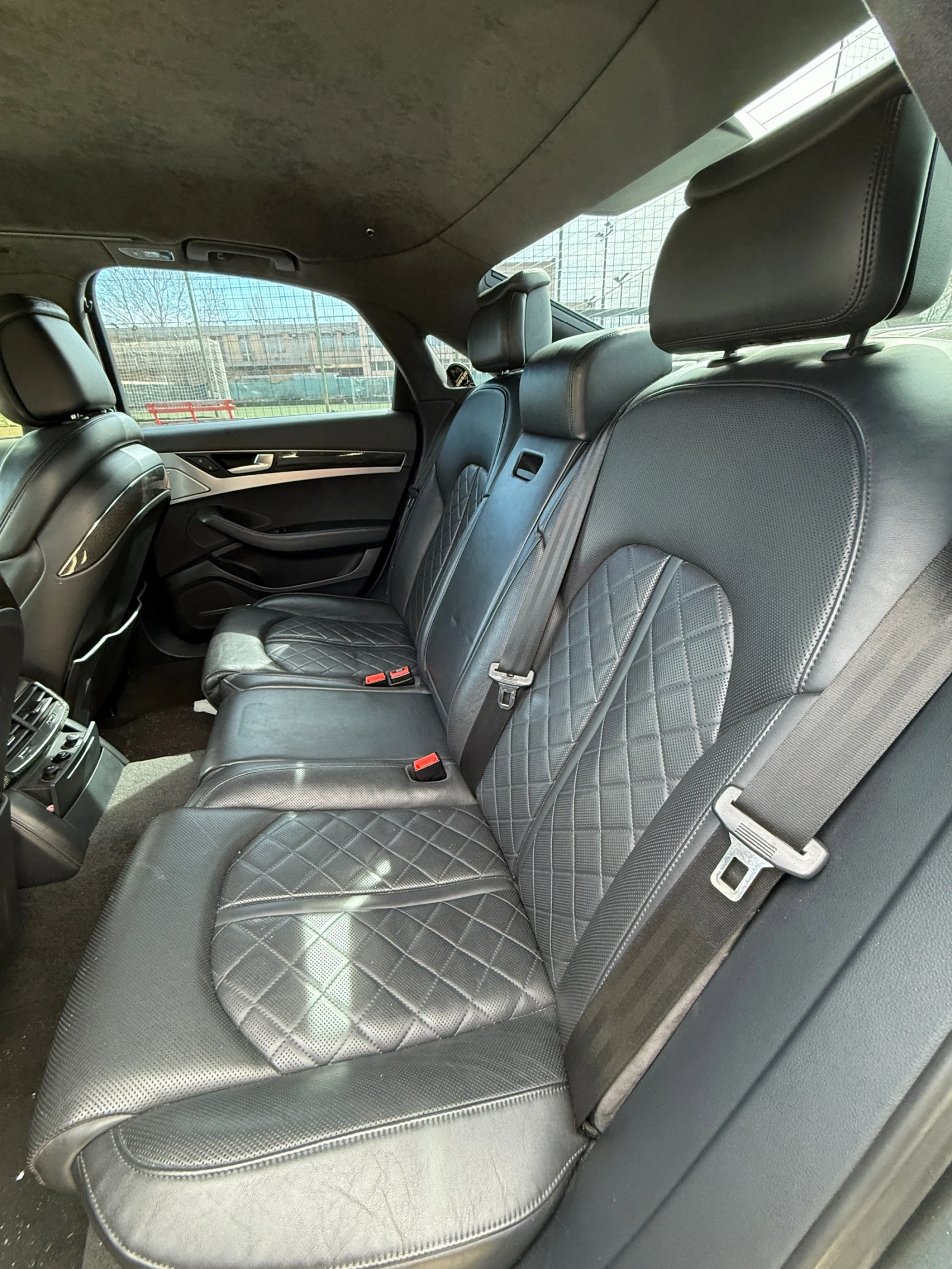 Audi S8  - изображение 9