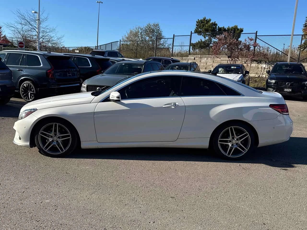 Mercedes-Benz E 400 * CARFAX * ЦЕНА ДО БГ, снимка 4 - Автомобили и джипове - 53961225