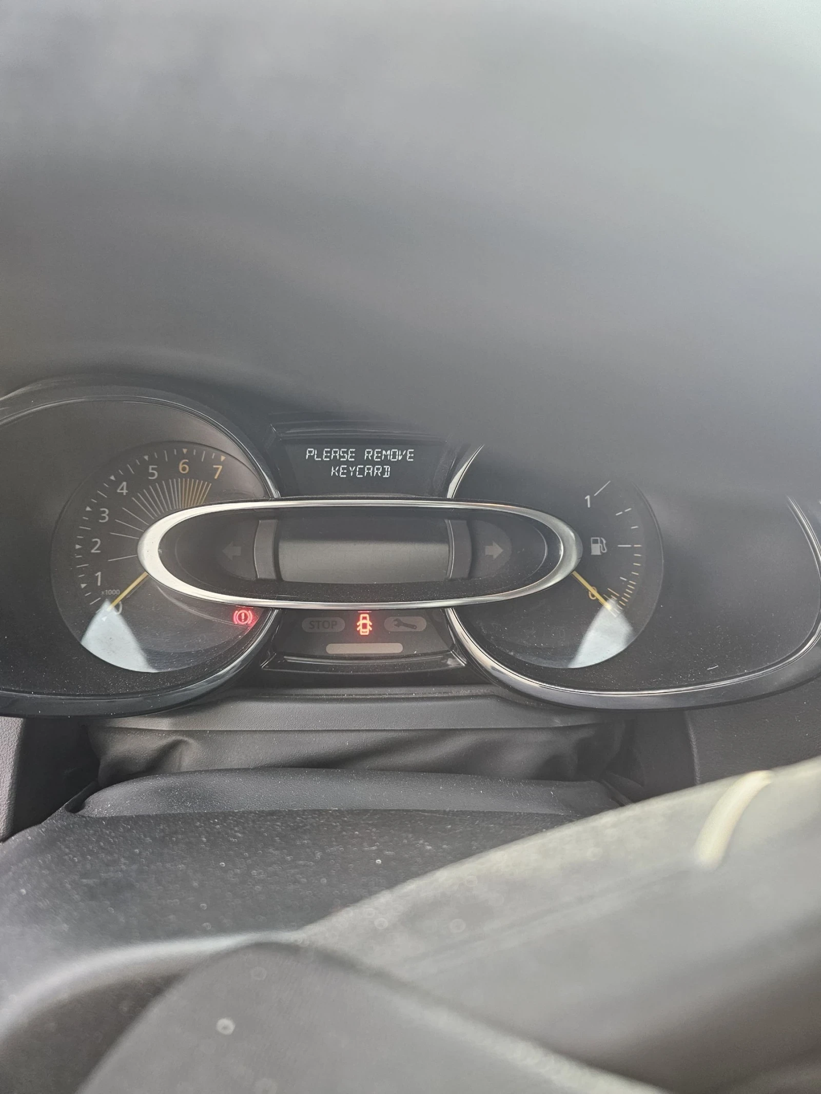 Renault Clio Лек, снимка 15 - Автомобили и джипове - 53990004