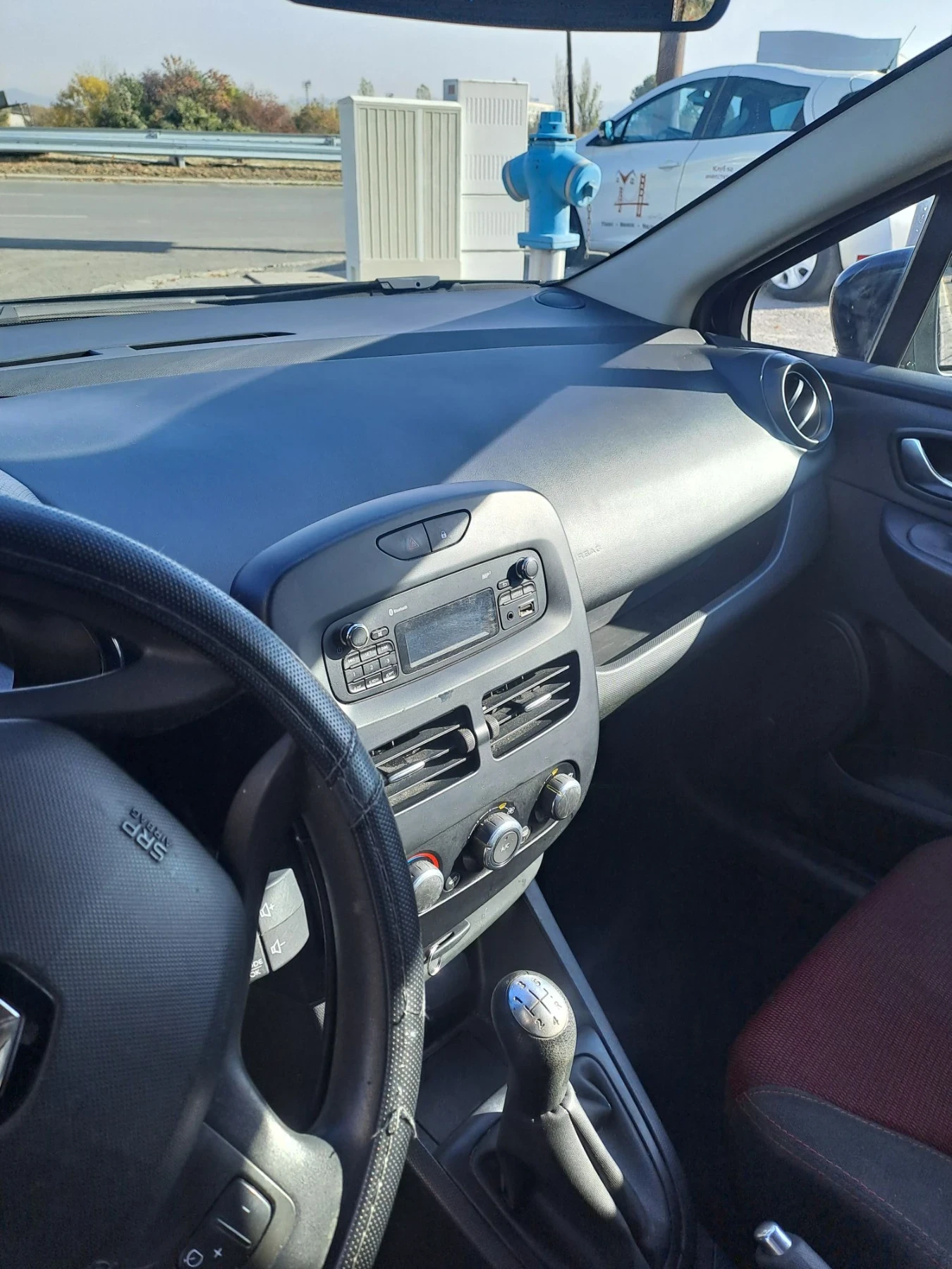 Renault Clio 1, 2 75к.с.Газ, снимка 15 - Автомобили и джипове - 54379807