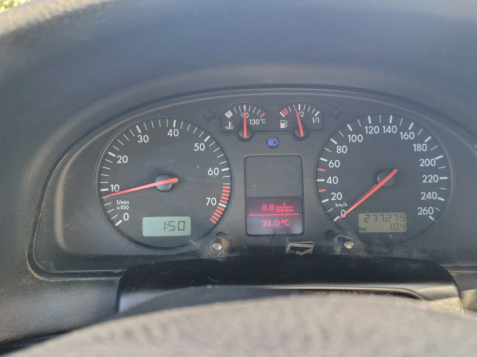 VW Passat 1.8, снимка 10 - Автомобили и джипове - 54319348