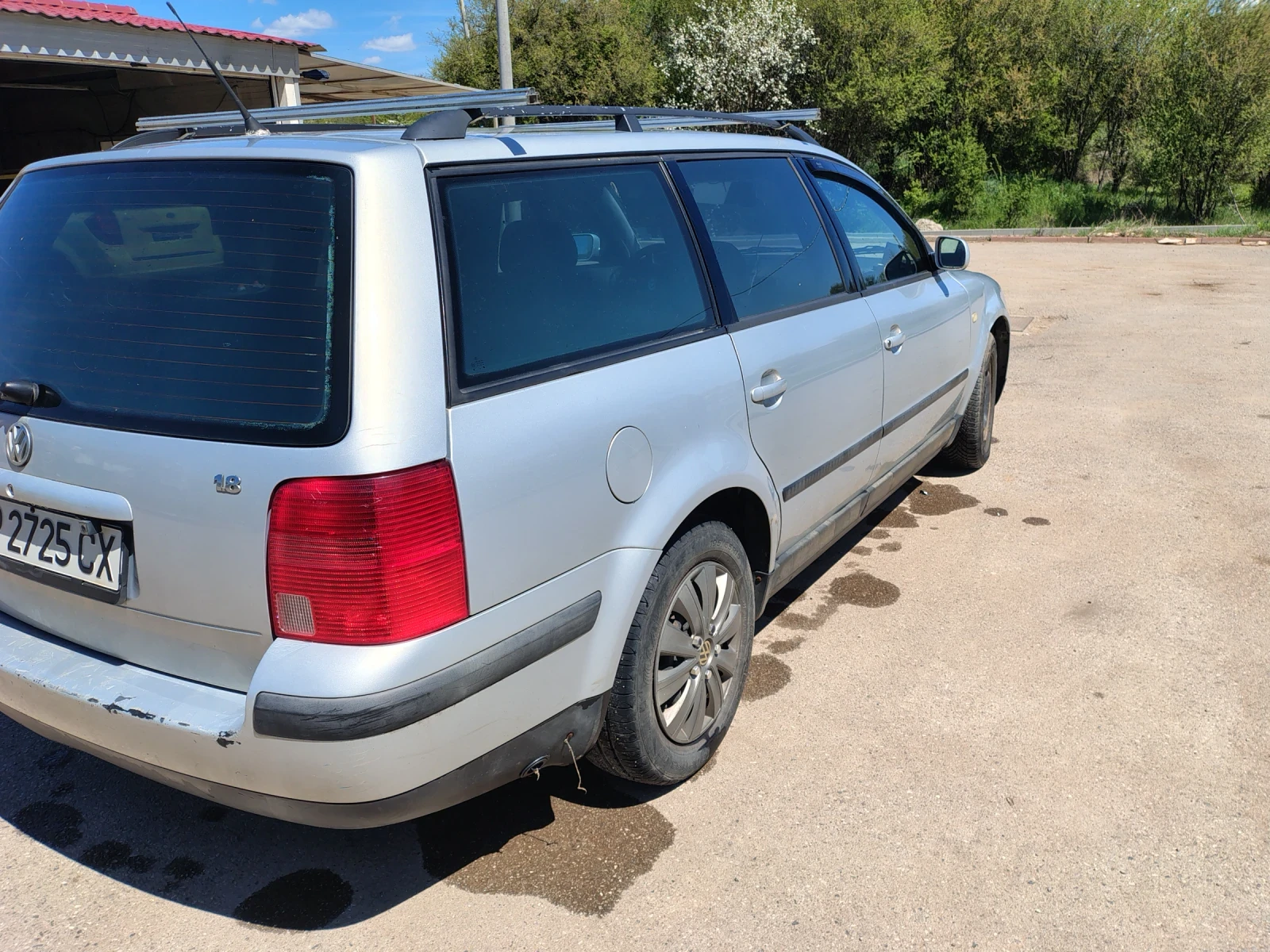 VW Passat 1.8, снимка 4 - Автомобили и джипове - 54319348