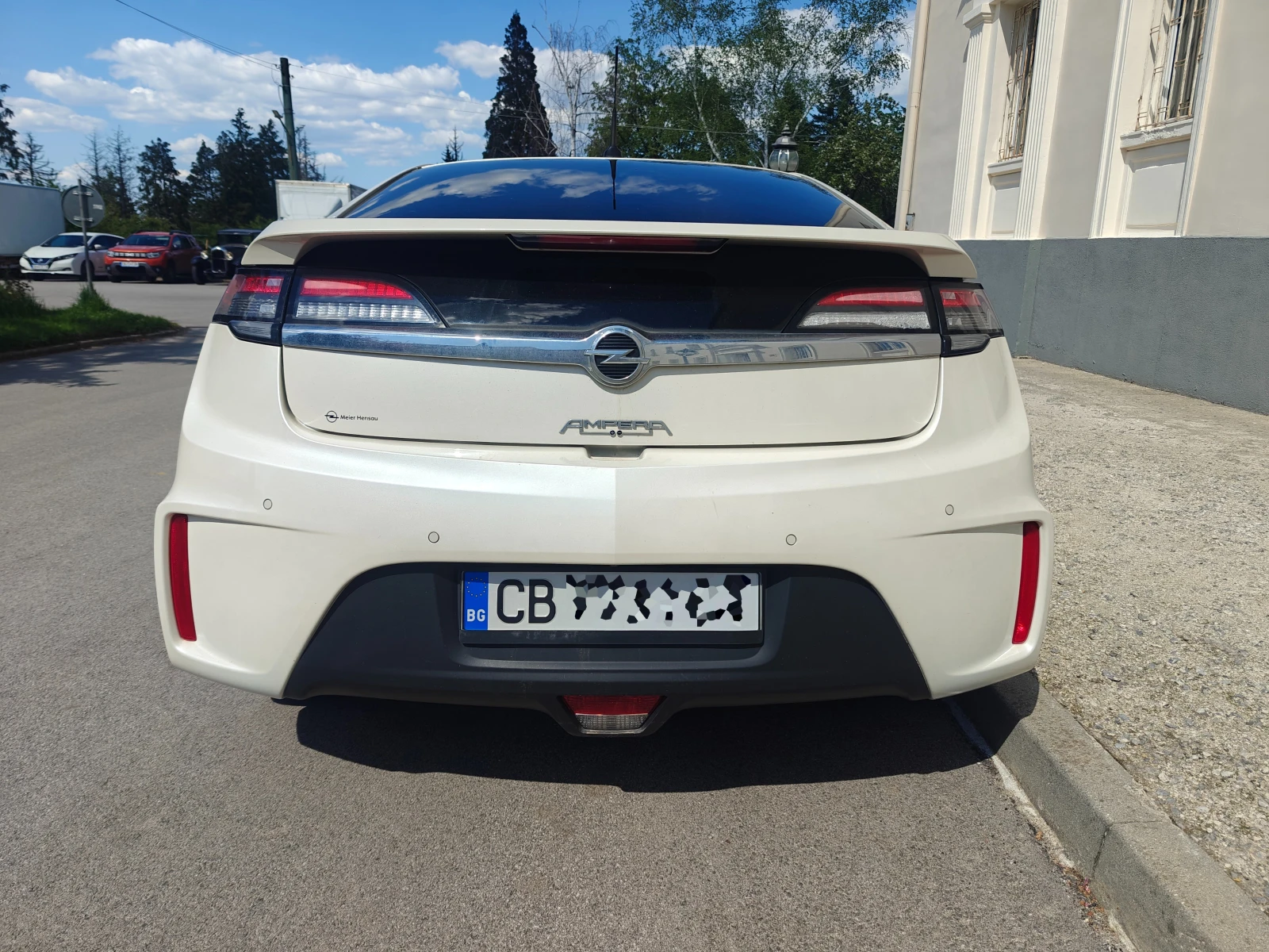 Opel Ampera, снимка 2 - Автомобили и джипове - 54429952