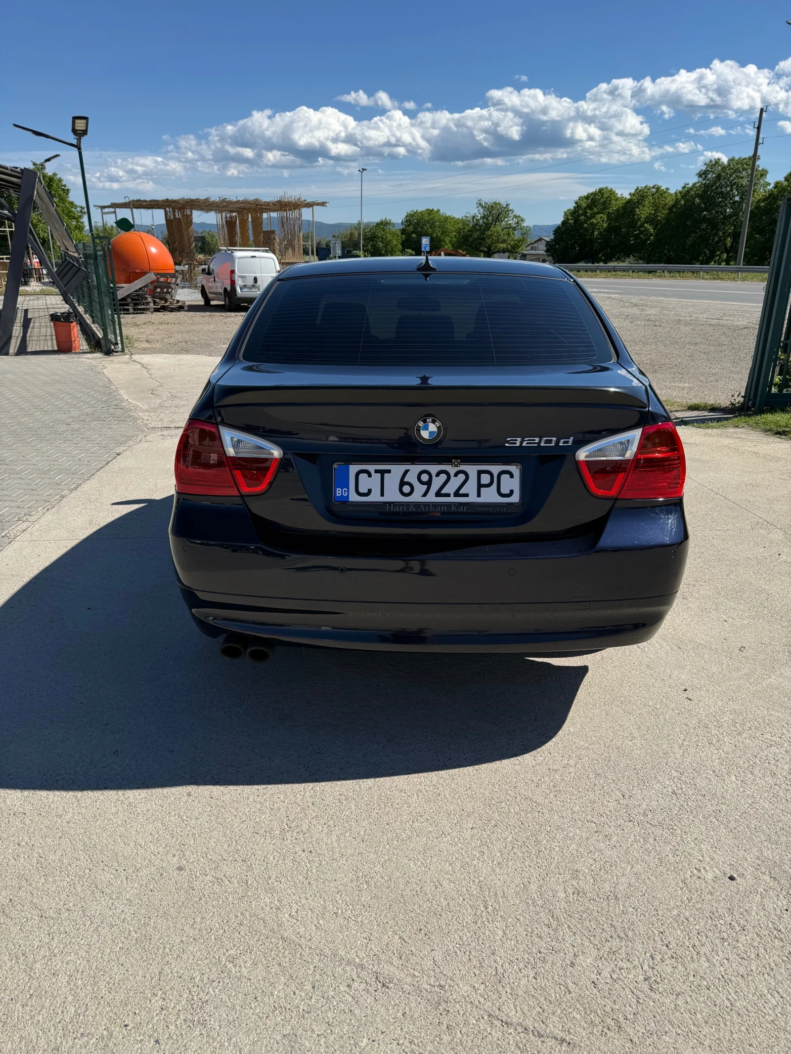BMW 320, снимка 4 - Автомобили и джипове - 54613173