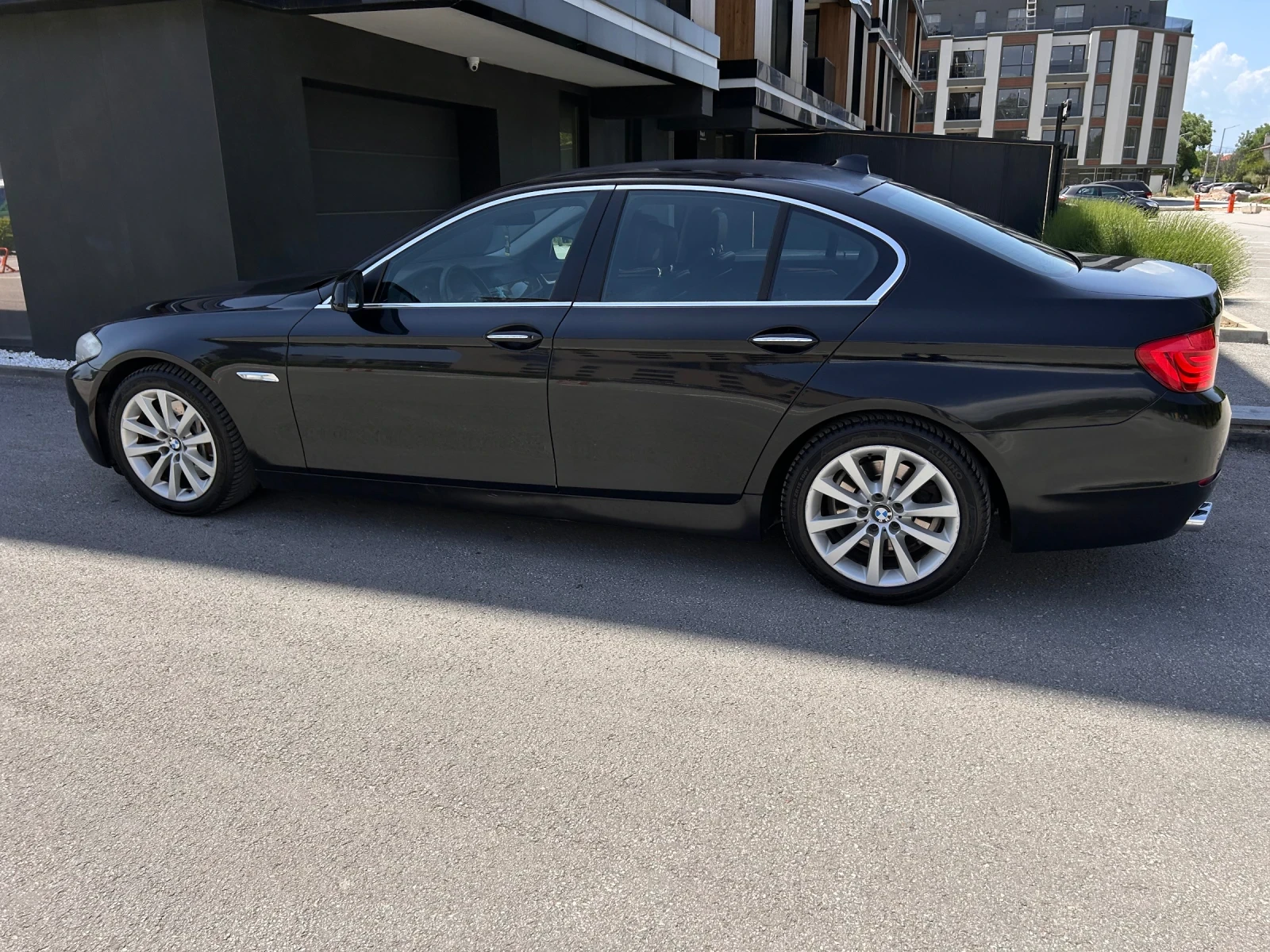 BMW 530 F 10, снимка 7 - Автомобили и джипове - 54698957