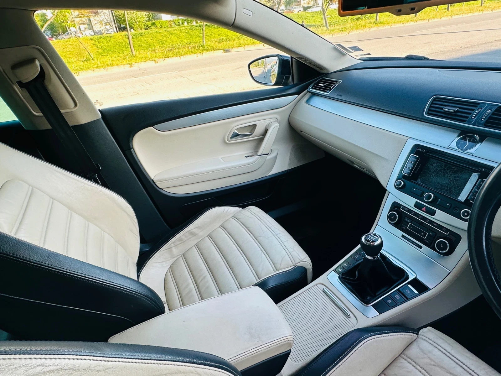 VW CC 2.0TDI, снимка 11 - Автомобили и джипове - 55207655