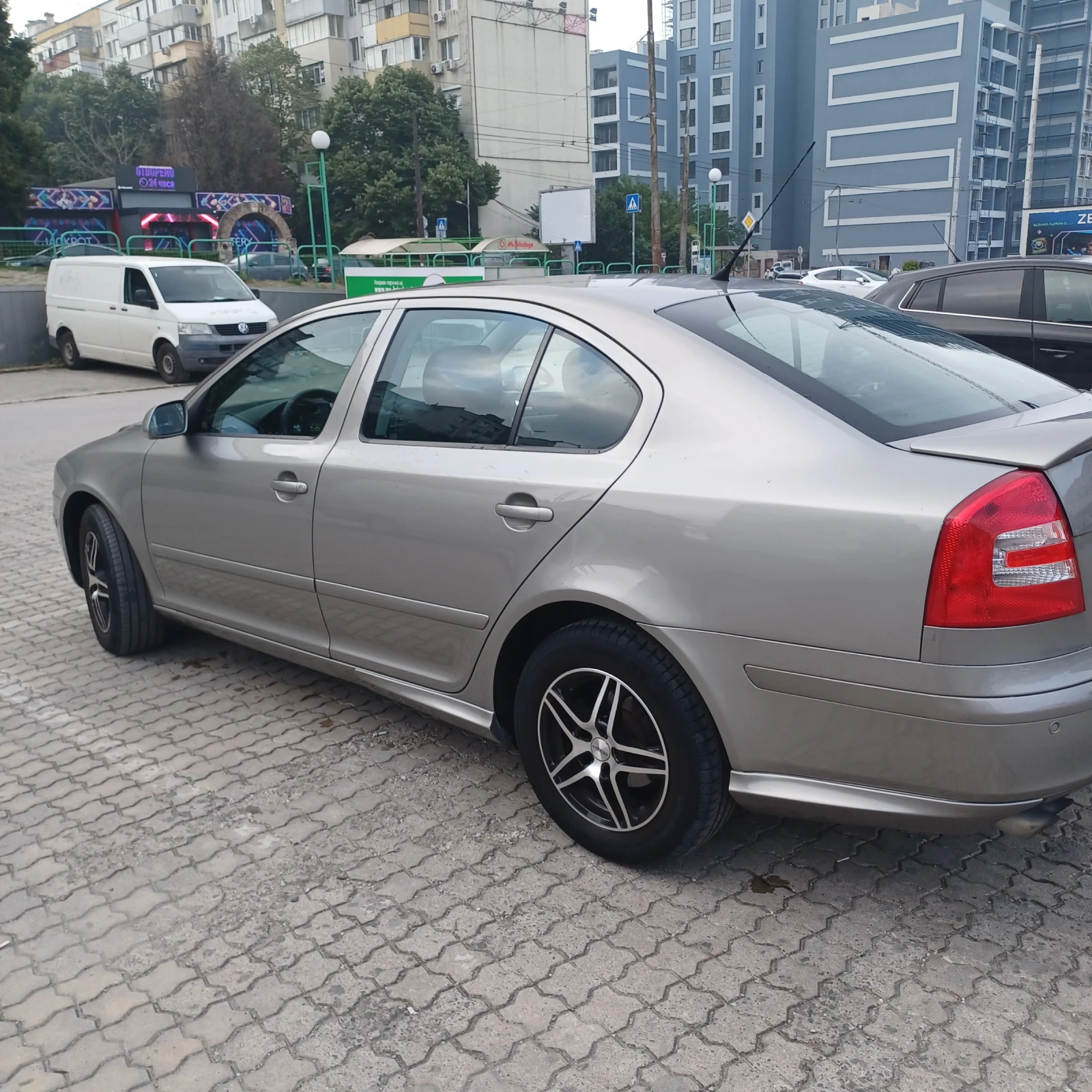 Skoda Octavia, снимка 6 - Автомобили и джипове - 55387146