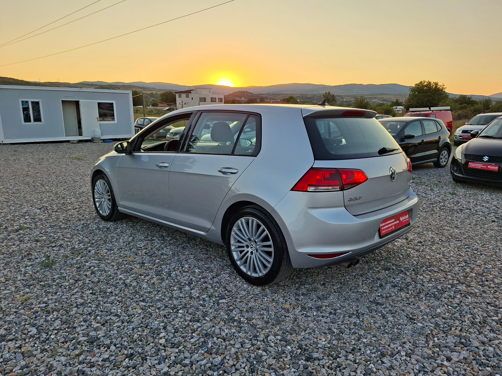 VW Golf 2.0TDI* 36м. х 248EUR.* , снимка 3 - Автомобили и джипове - 55479996