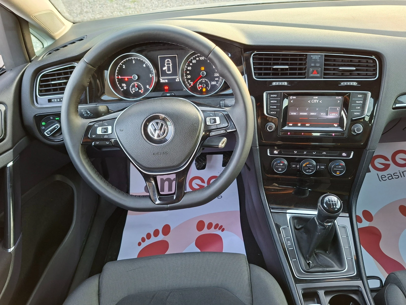 VW Golf 2.0TDI* 36м. х 248EUR.* , снимка 12 - Автомобили и джипове - 55479996