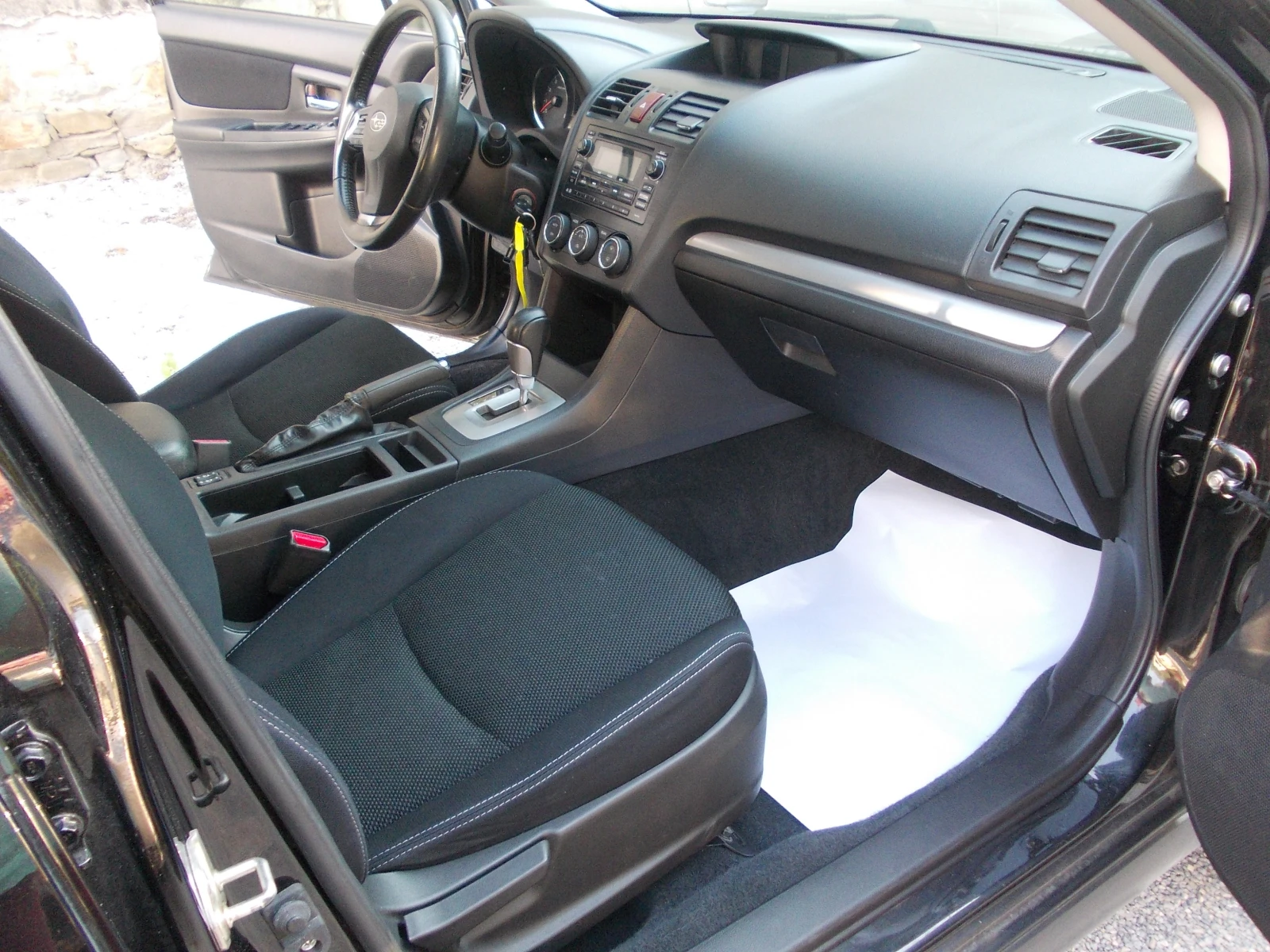 Subaru XV 1.6-4x4-клима, снимка 10 - Автомобили и джипове - 55589605