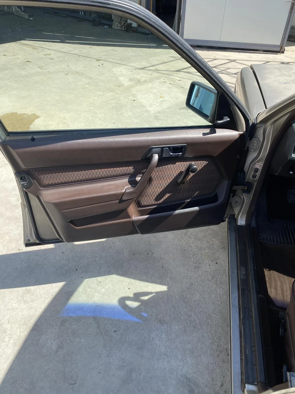 Mercedes-Benz 190, снимка 10 - Автомобили и джипове - 55695505