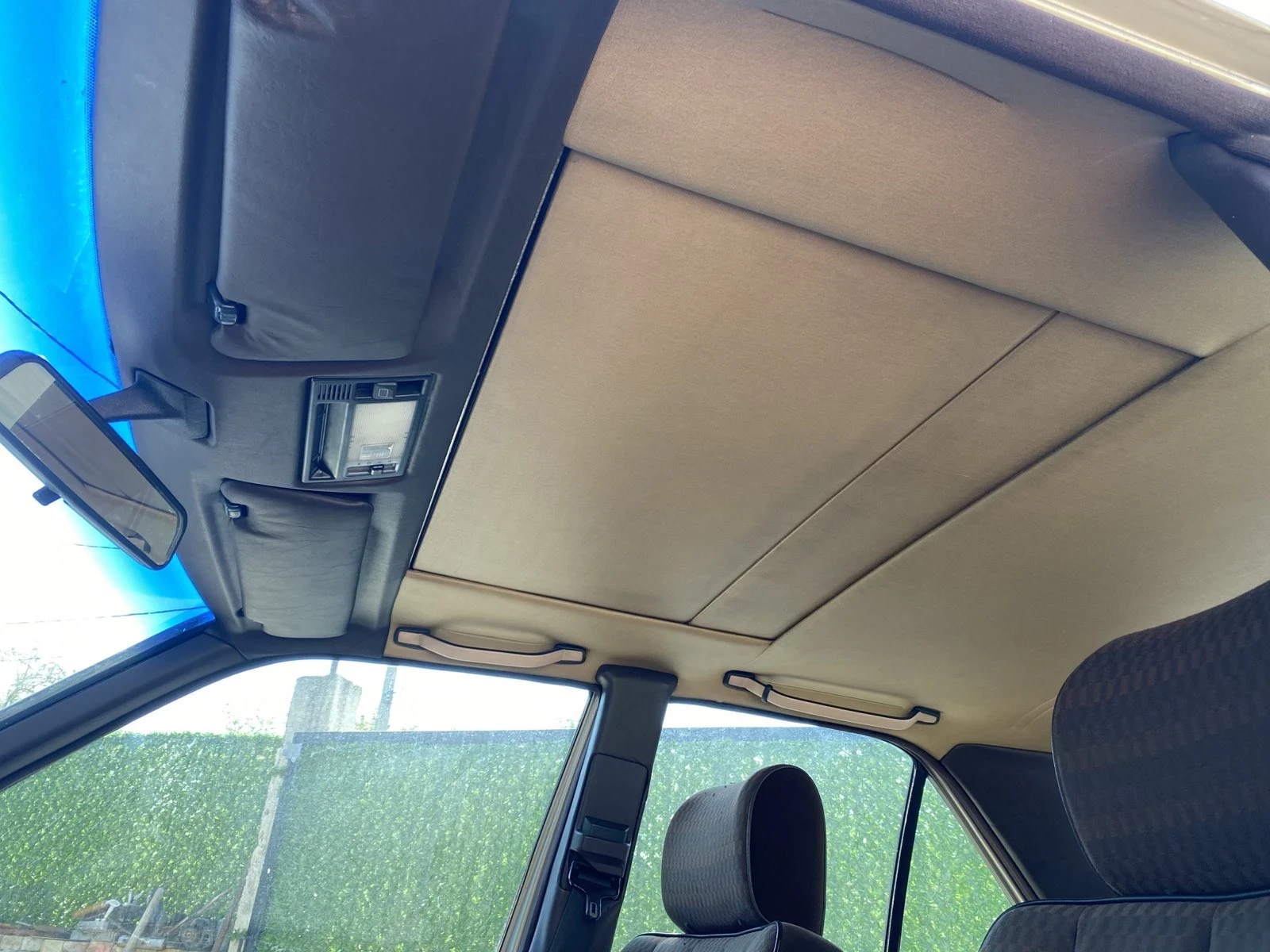 Mercedes-Benz 190, снимка 14 - Автомобили и джипове - 55695505