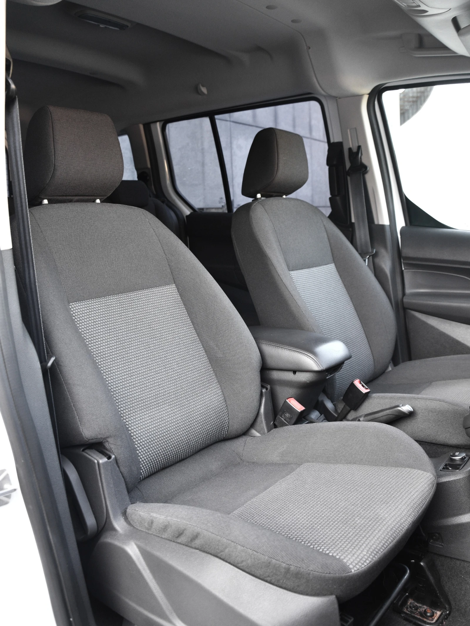 Ford Tourneo Connect 1.6 D | Mobile.bg � ����������� 8
