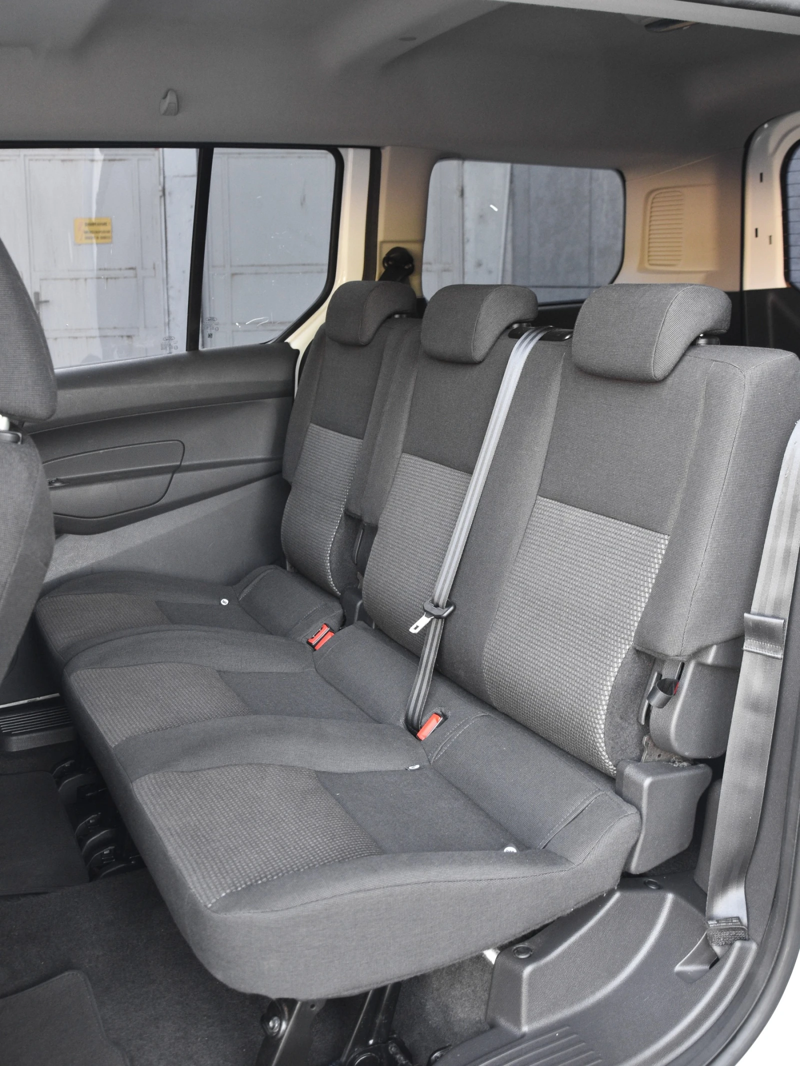 Ford Tourneo Connect 1.6 D | Mobile.bg � ����������� 9