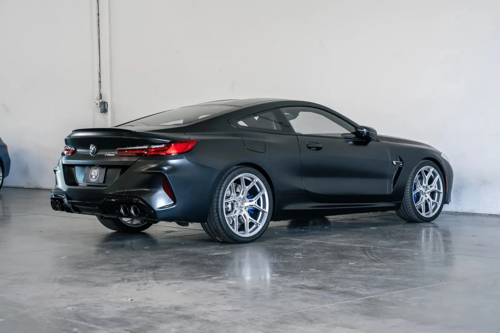 BMW M8 COUPE ЦЕНА ДО БЪЛГАРИЯ АВТОКРЕДИТ, снимка 7 - Автомобили и джипове - 55971941