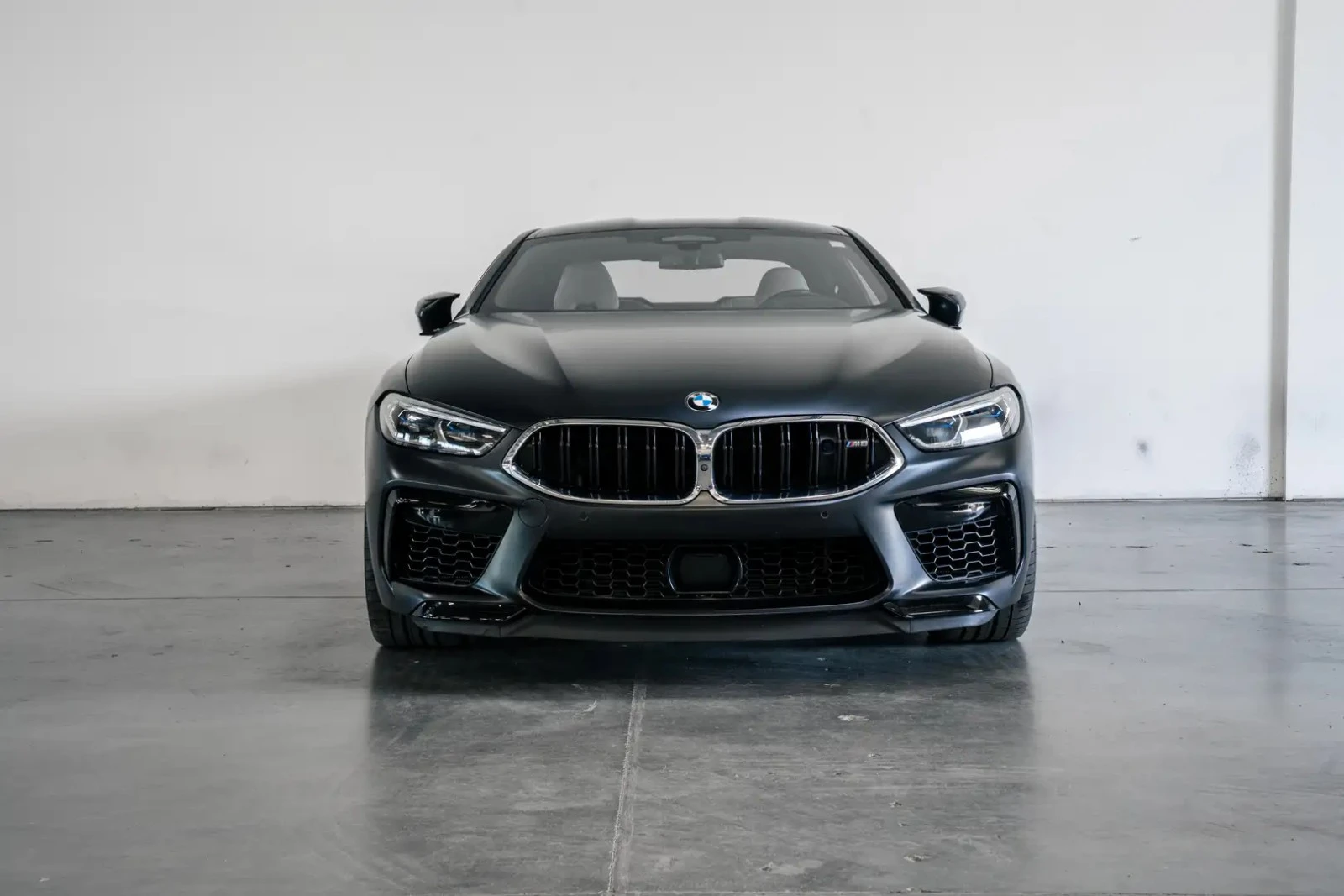 BMW M8 COUPE ЦЕНА ДО БЪЛГАРИЯ АВТОКРЕДИТ, снимка 2 - Автомобили и джипове - 55971941