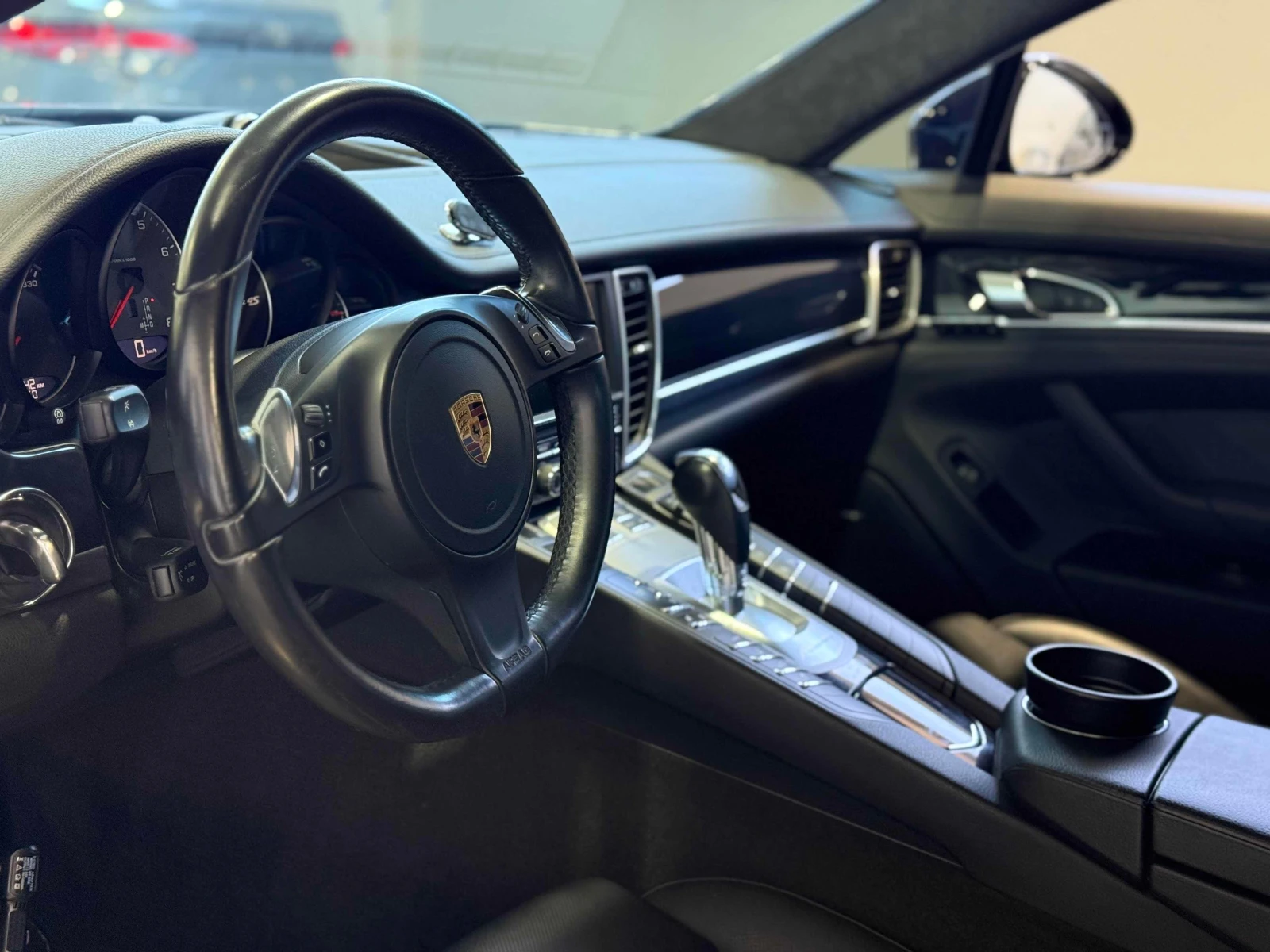 Porsche Panamera * 4dr HB * CARFAX * BOSE, снимка 4 - Автомобили и джипове - 56134296