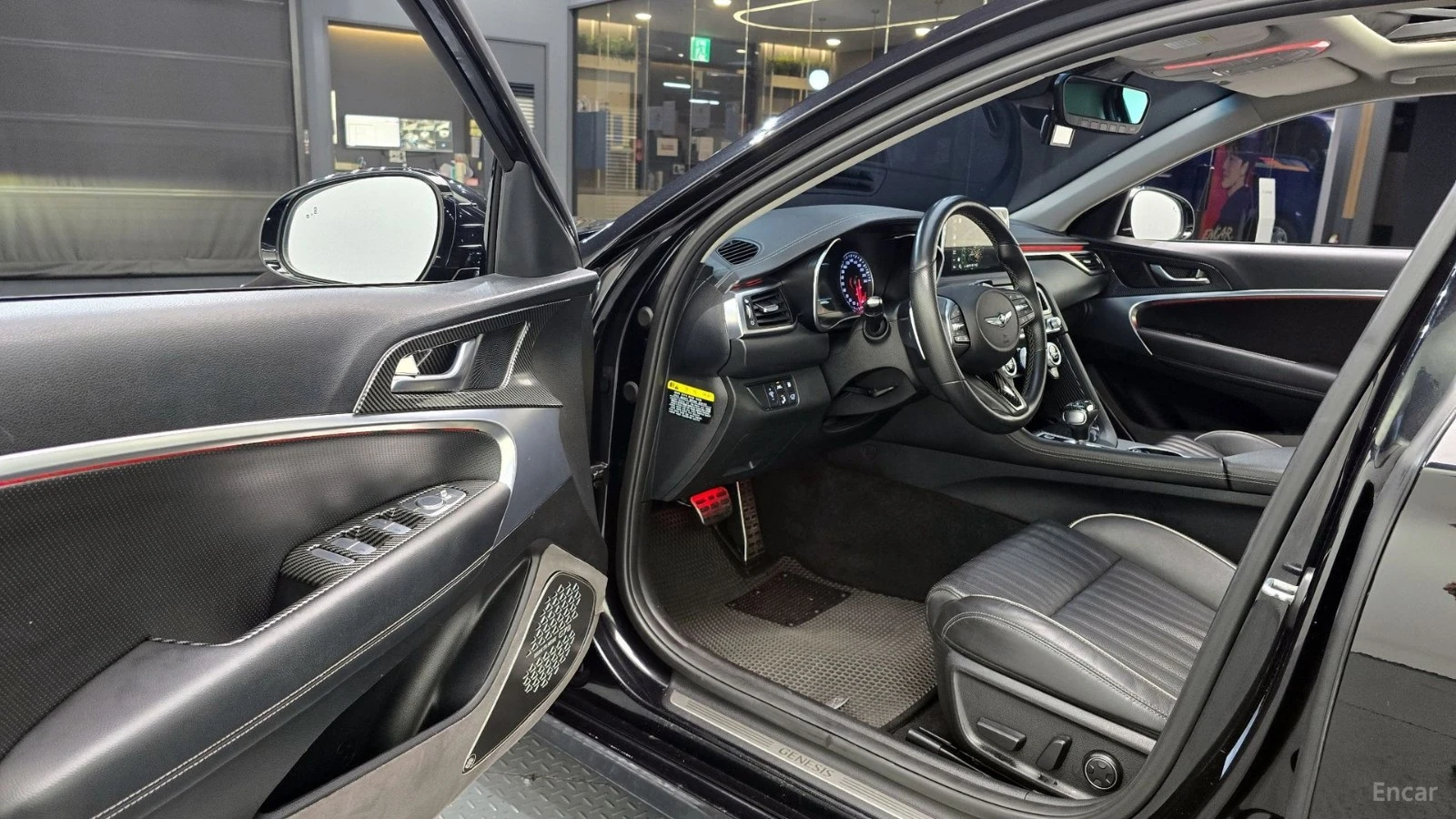 Genesis G70 Elite, снимка 11 - Автомобили и джипове - 56165834