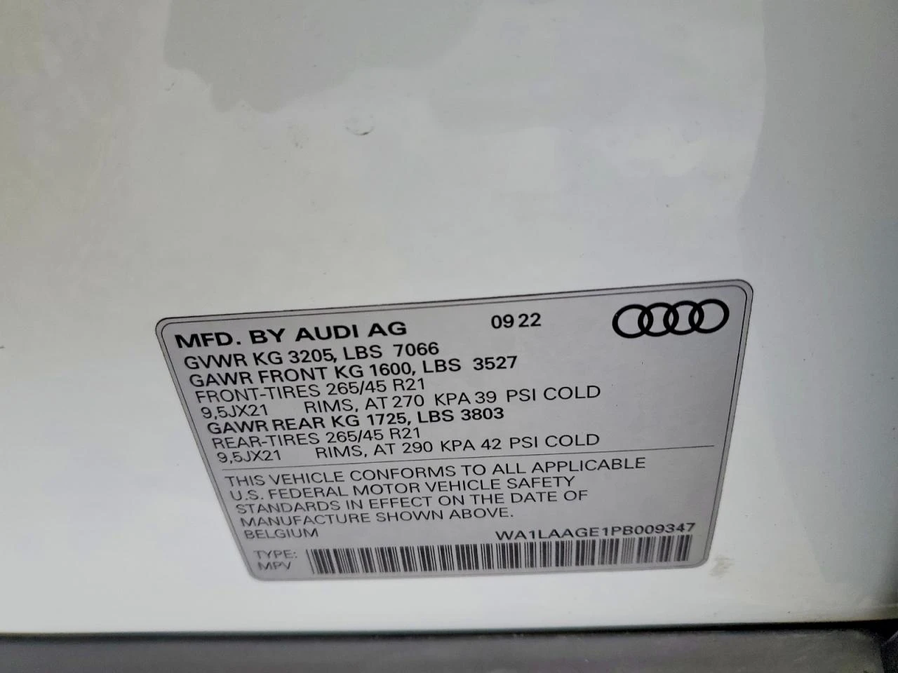 Audi E-Tron Premium Plus, снимка 13 - Автомобили и джипове - 56406005