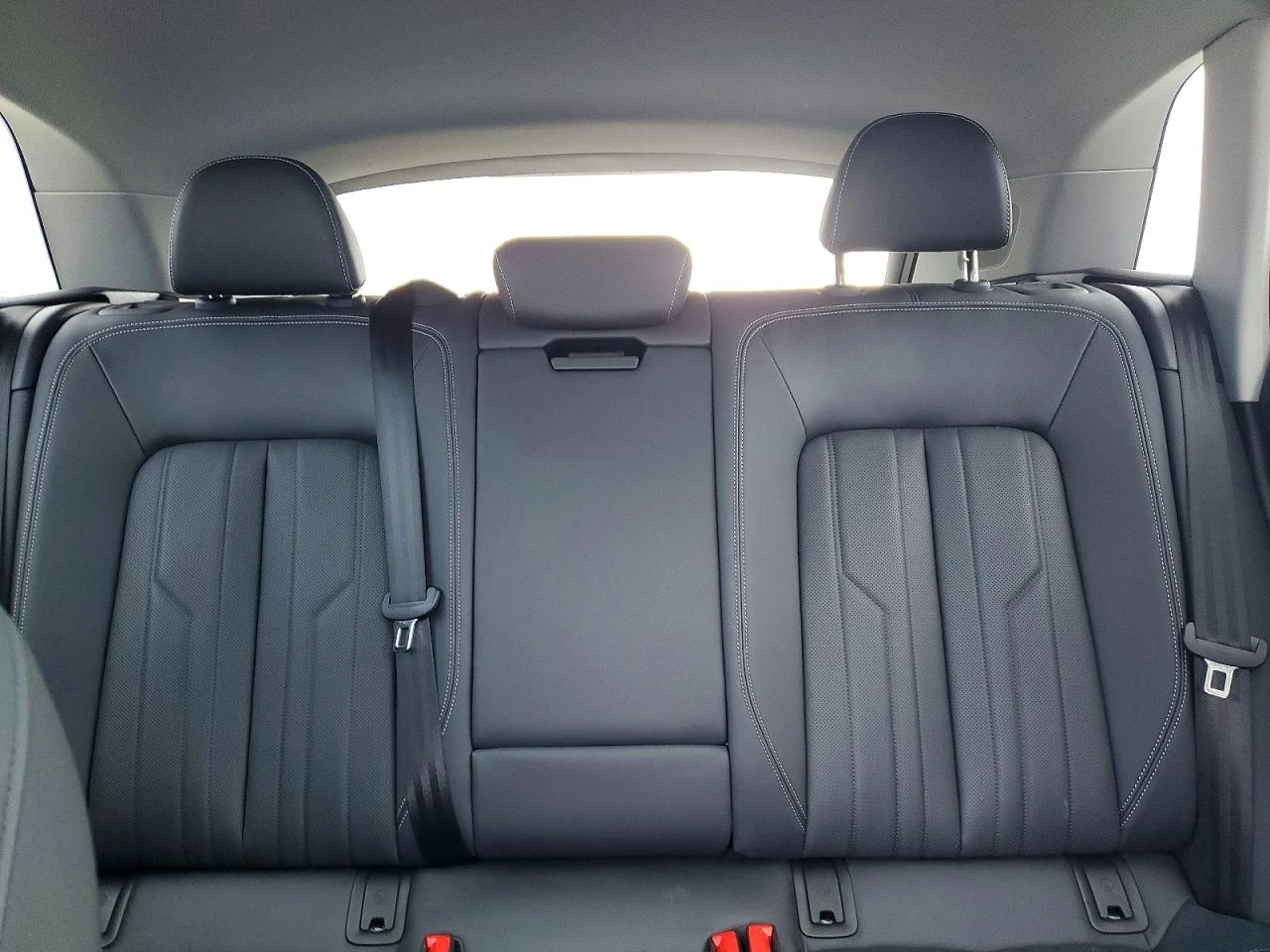 Audi E-Tron Premium Plus, снимка 10 - Автомобили и джипове - 56406005