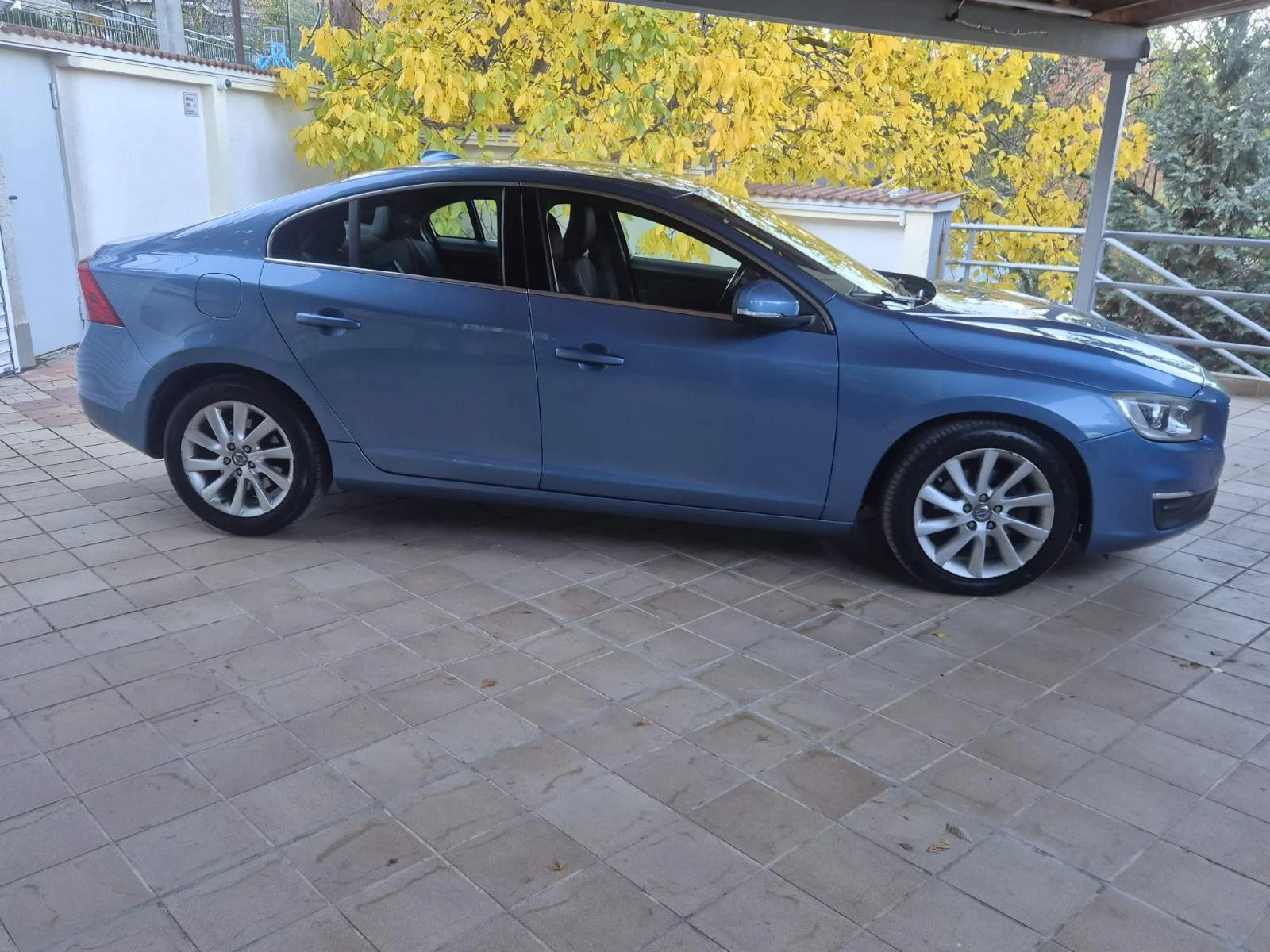 Volvo S60, снимка 5 - Автомобили и джипове - 56645128