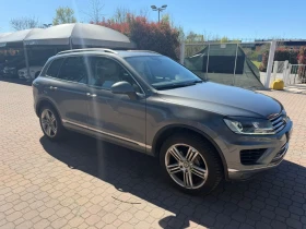 VW Touareg 3.0 TDI tiptronic BlueMotion Techn. Executi, снимка 3