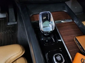 Volvo XC60 2.0 247 hp Automatic, снимка 9
