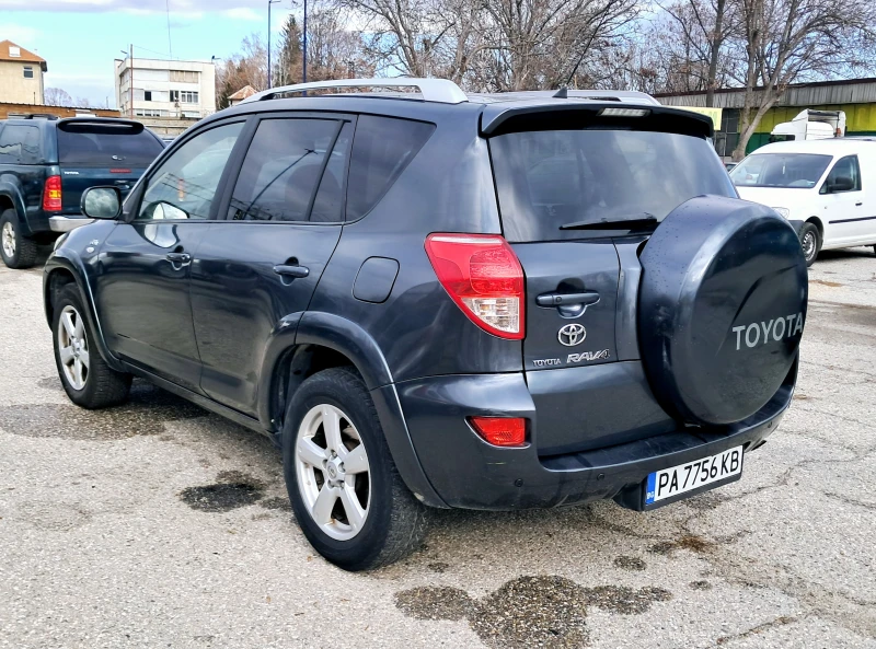 Toyota Rav4, снимка 3 - Автомобили и джипове - 48321756